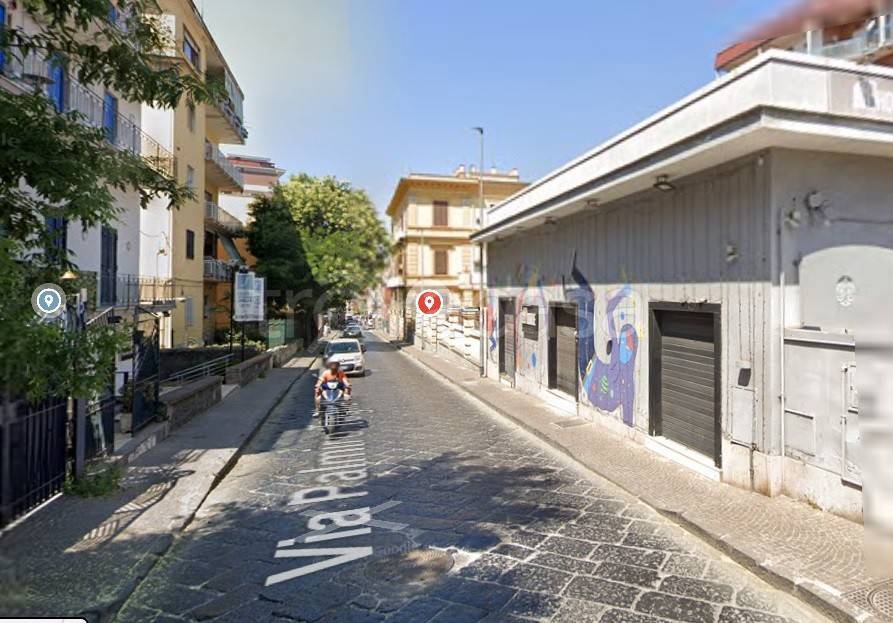 negozio in affitto a San Giorgio a Cremano