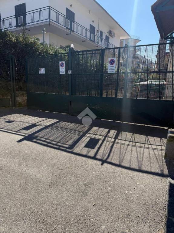 locale commerciale in affitto a San Giorgio a Cremano