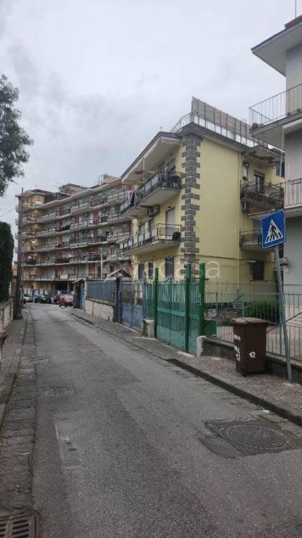 locale commerciale in affitto a San Giorgio a Cremano