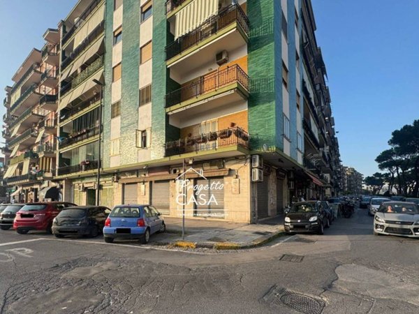 negozio in affitto a San Giorgio a Cremano