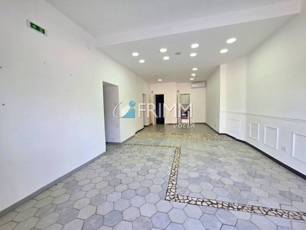 negozio in affitto a San Giorgio a Cremano