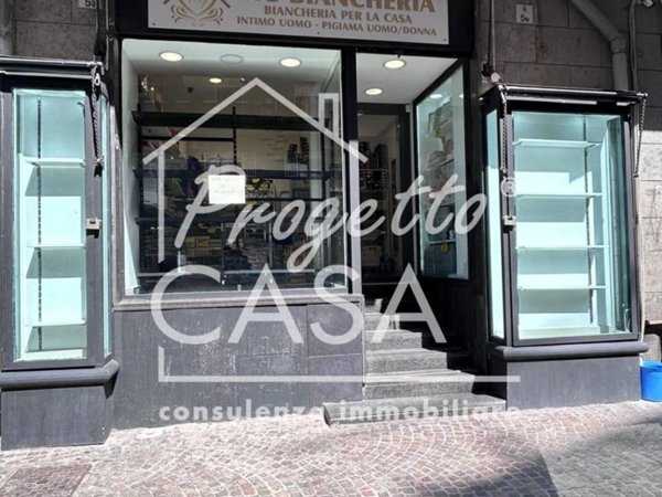 negozio in affitto a San Giorgio a Cremano