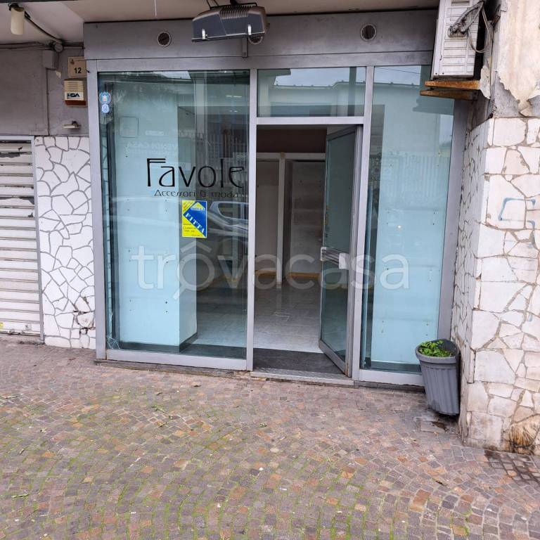 negozio in affitto a San Giorgio a Cremano