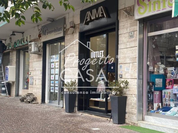 negozio in affitto a San Giorgio a Cremano