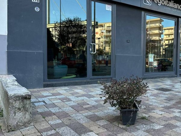 negozio in affitto a San Giorgio a Cremano