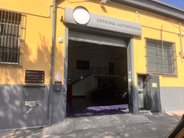 locale di sgombero in affitto a San Giorgio a Cremano