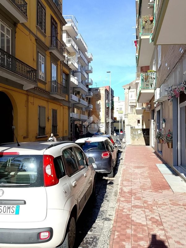 locale commerciale in affitto a San Giorgio a Cremano