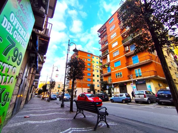 locale commerciale in affitto a San Giorgio a Cremano