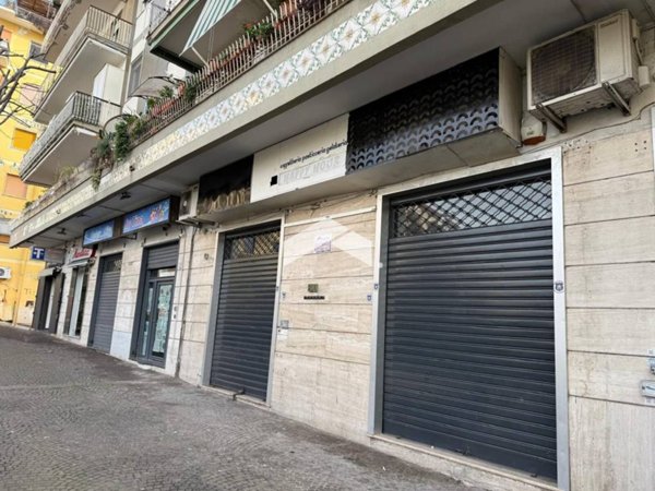 negozio in affitto a San Giorgio a Cremano