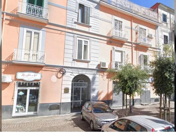 locale commerciale in affitto a San Giorgio a Cremano