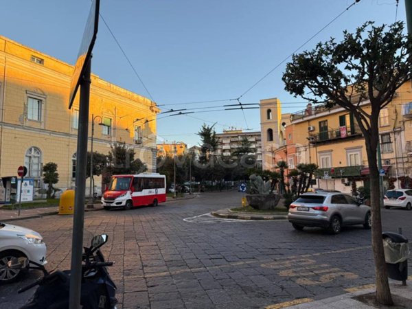 negozio in affitto a San Giorgio a Cremano