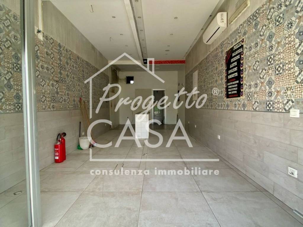 negozio in affitto a San Giorgio a Cremano