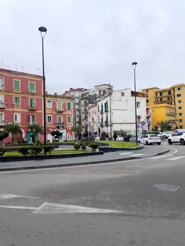 locale commerciale in affitto a San Giorgio a Cremano