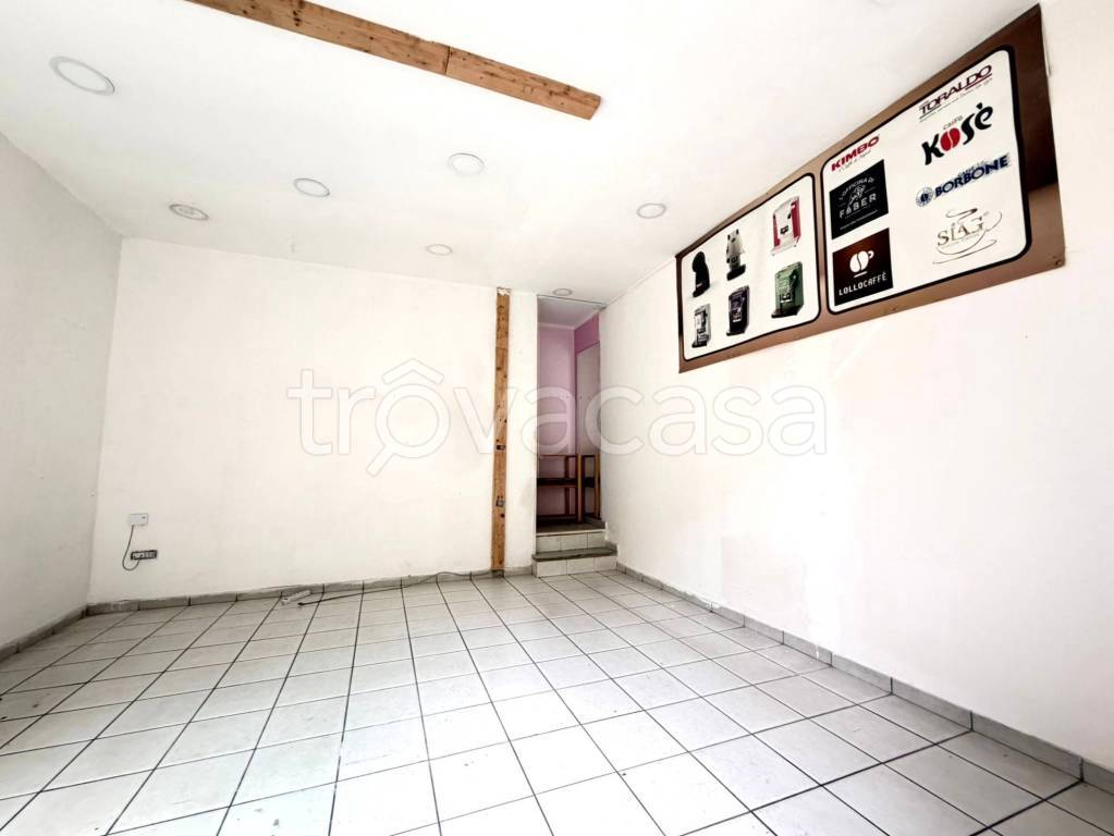 locale commerciale in affitto a San Giorgio a Cremano