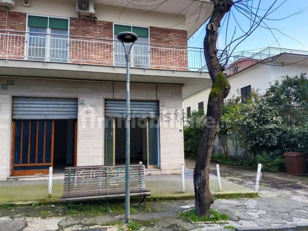 locale commerciale in affitto a San Giorgio a Cremano