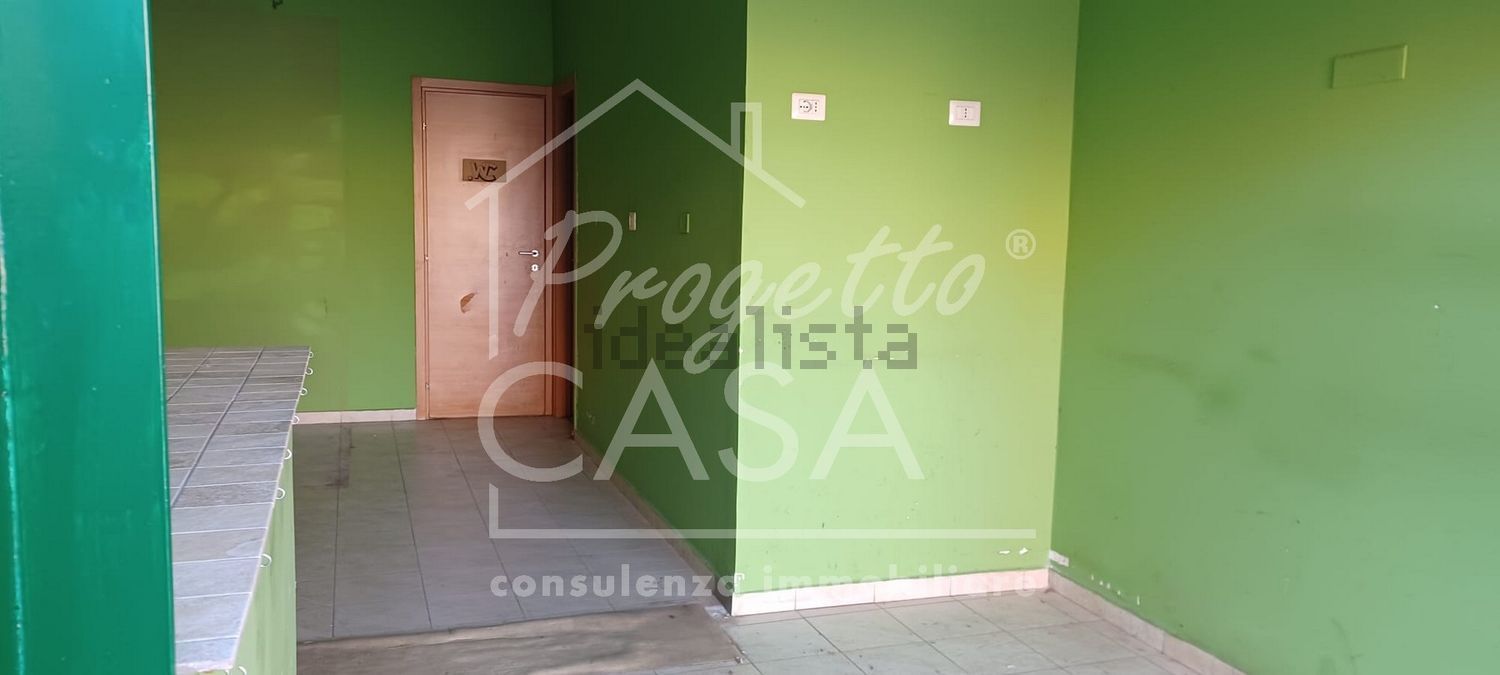 locale commerciale in affitto a San Giorgio a Cremano