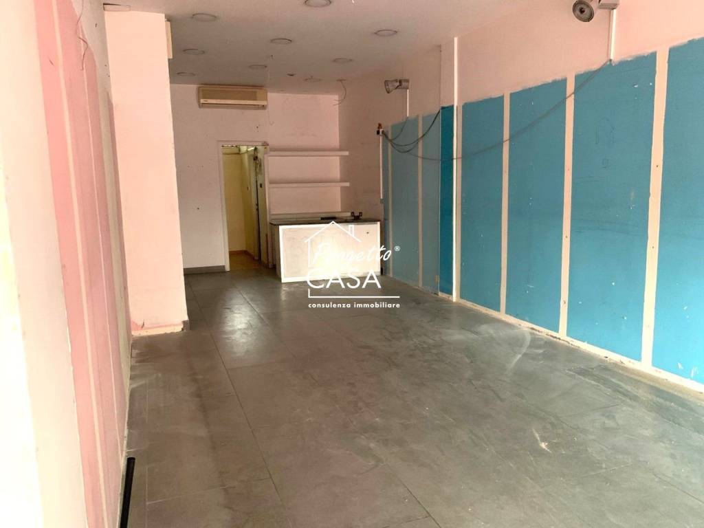 negozio in affitto a San Giorgio a Cremano