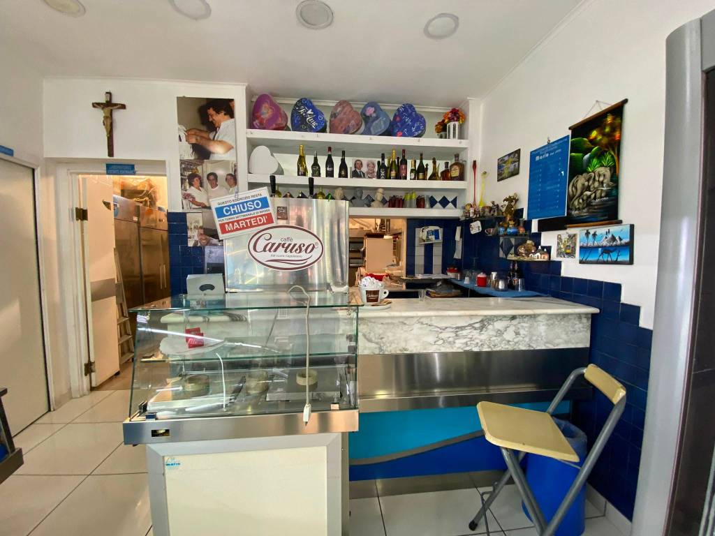 negozio in affitto a San Giorgio a Cremano