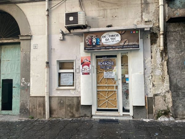 locale commerciale in affitto a San Giorgio a Cremano