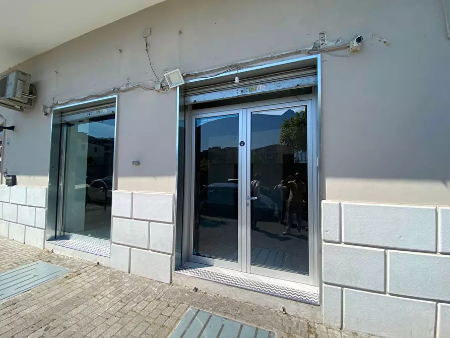 locale commerciale in affitto a San Giorgio a Cremano