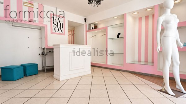 locale commerciale in affitto a San Giorgio a Cremano