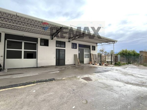 negozio in affitto a San Giuseppe Vesuviano in zona Casilli