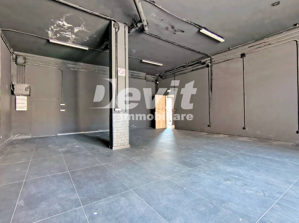 locale commerciale in affitto a San Sebastiano al Vesuvio