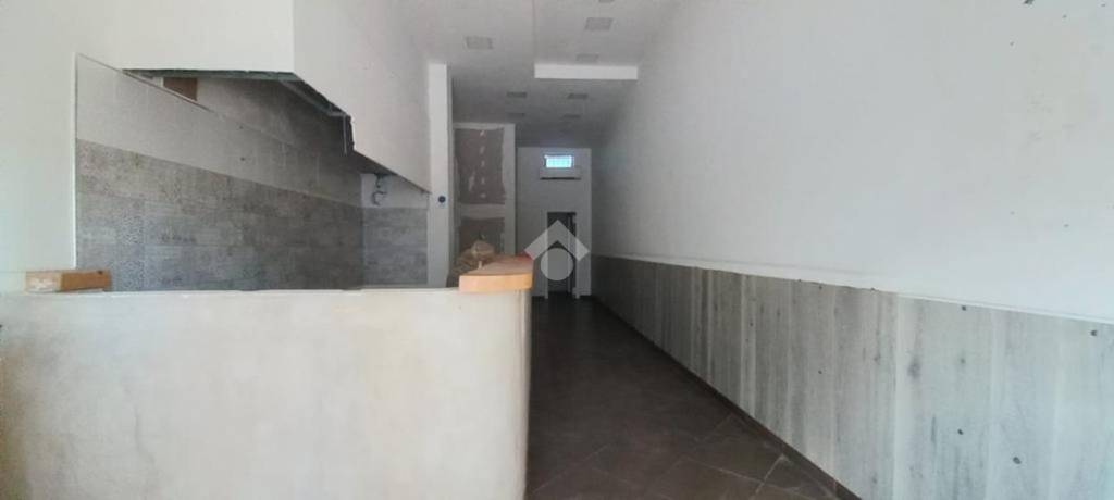 negozio in affitto a Sant'Anastasia