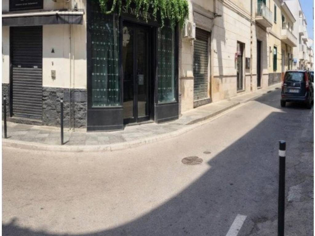 negozio in affitto a Sant'Anastasia