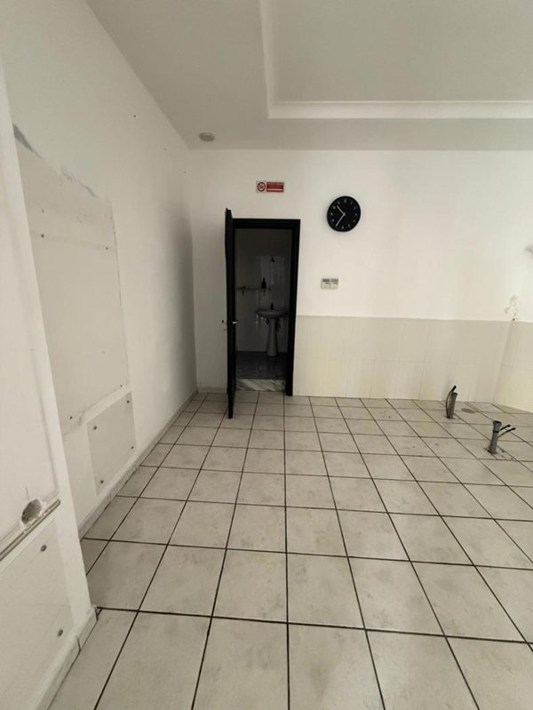 negozio in affitto a Sant'Anastasia