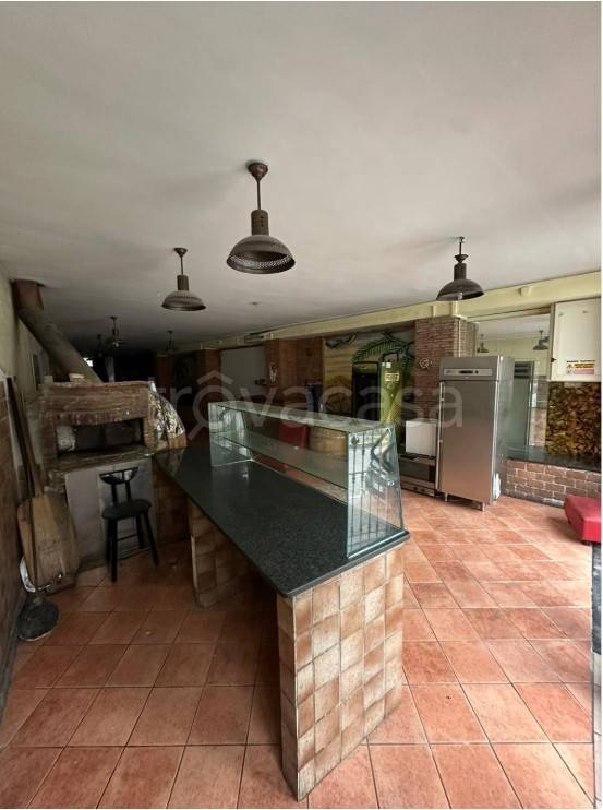 negozio in affitto a Sant'Anastasia