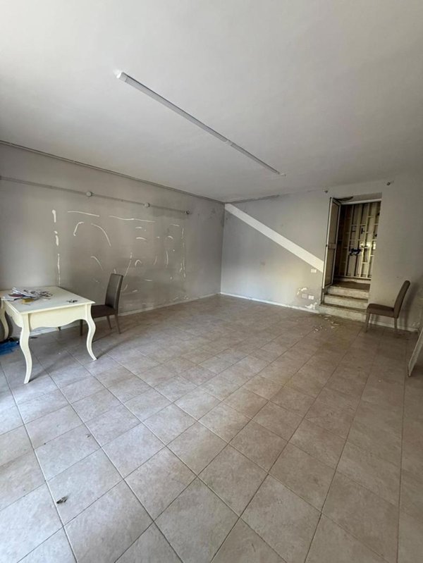 negozio in affitto a Sant'Anastasia