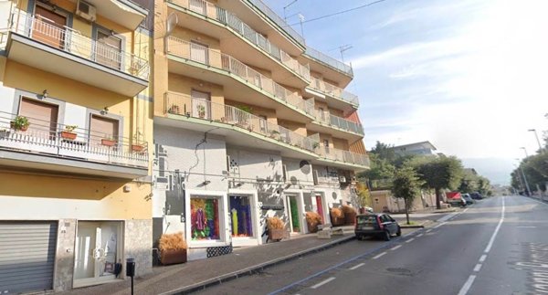 negozio in affitto a Sant'Anastasia