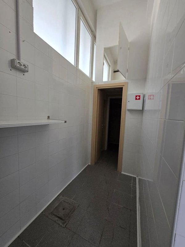 negozio in affitto a Sant'Anastasia