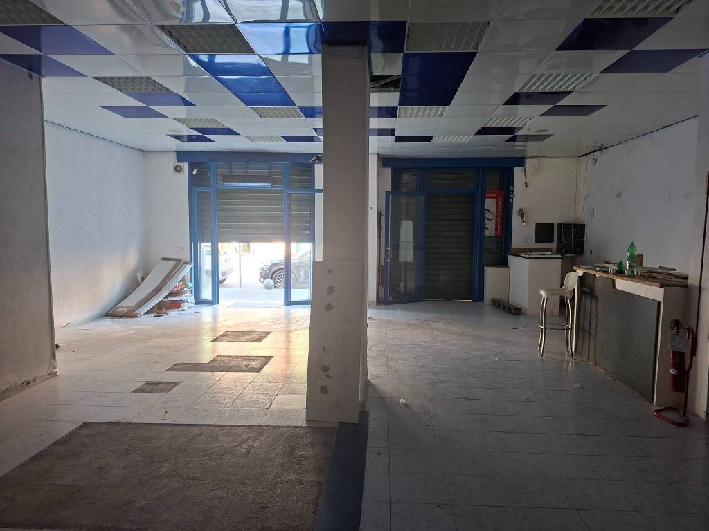 negozio in affitto a Sant'Anastasia