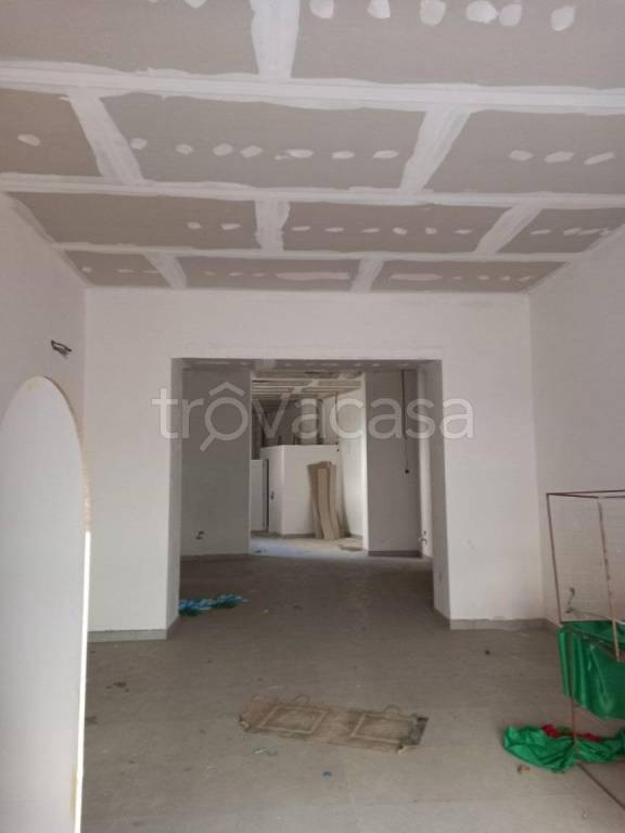 negozio in affitto a Sant'Anastasia