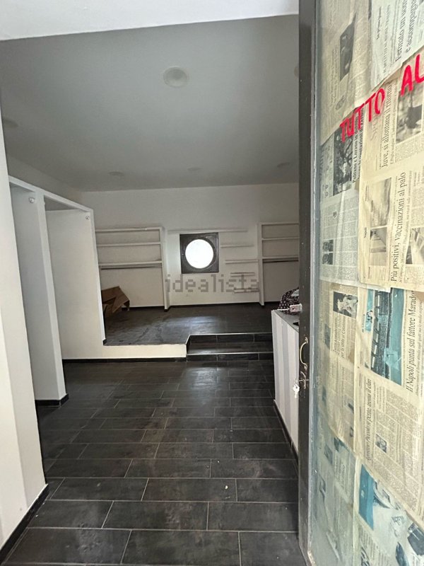 locale commerciale in affitto a Sant'Anastasia