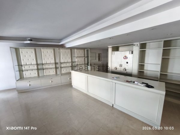 locale commerciale in affitto a Sant'Anastasia