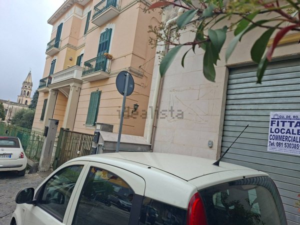 locale commerciale in affitto a Sant'Anastasia