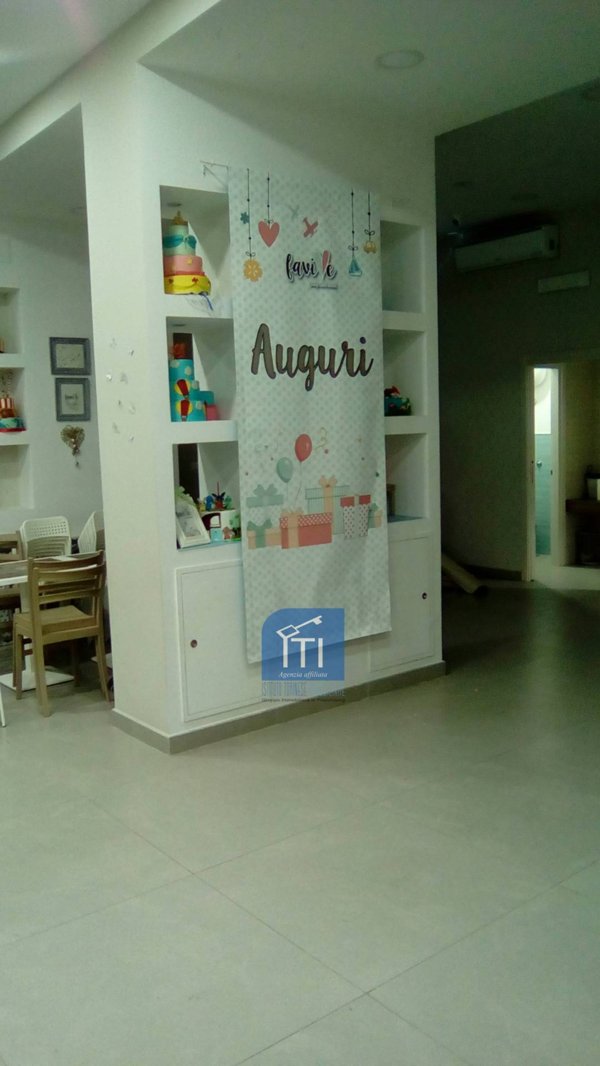 locale commerciale in affitto a Sant'Antimo