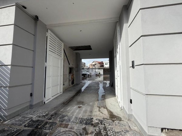 locale di sgombero in affitto a Sant'Antimo