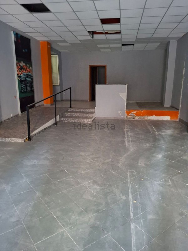 locale commerciale in affitto a Sant'Antimo