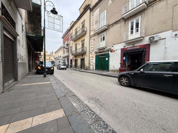 locale commerciale in affitto a Sant'Antimo