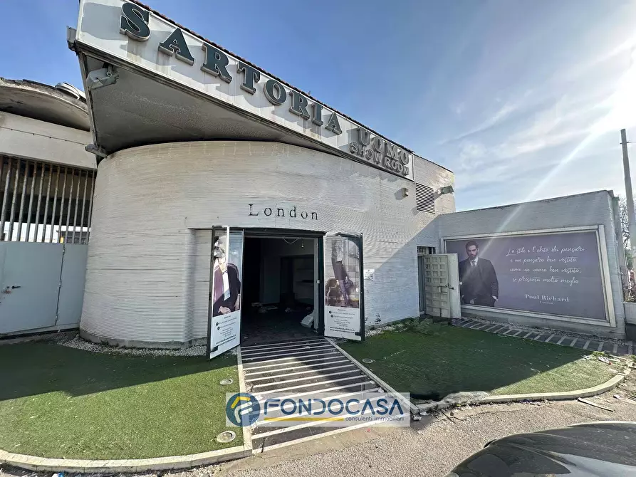 locale commerciale in affitto a Sant'Antimo