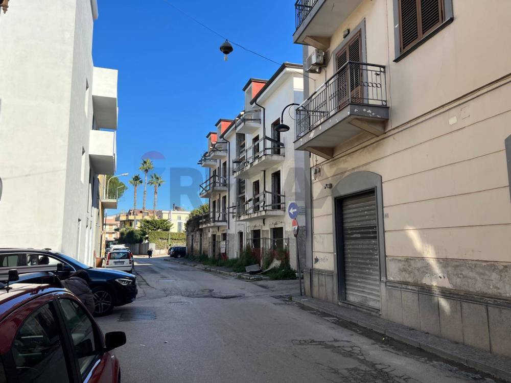 locale commerciale in affitto a Sant'Antimo