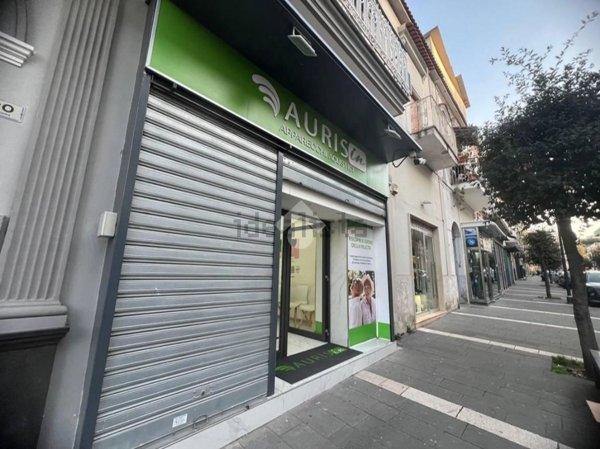 locale commerciale in affitto a Sant'Antimo