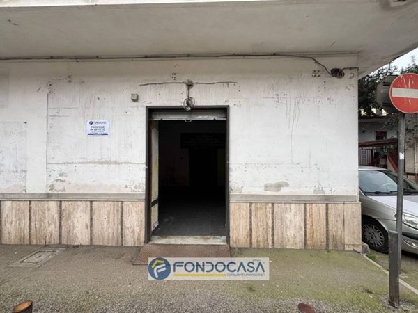 negozio in affitto a Sant'Antimo