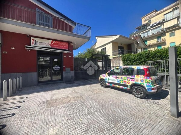 negozio in affitto a Sant'Antimo