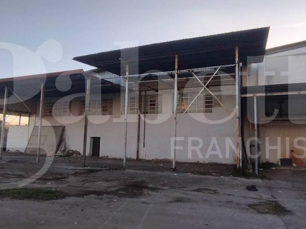 locale commerciale in affitto a San Vitaliano