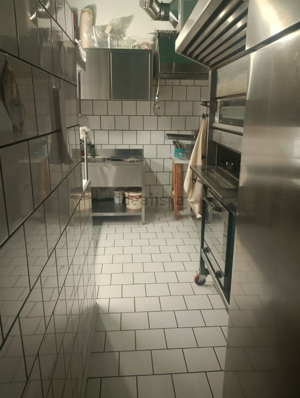 negozio in affitto a San Vitaliano